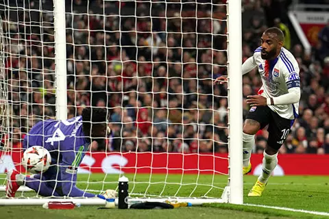 تقارير: نيوم السعودي يضع لاكازيت على رأس أولوياته  